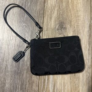 Coach Signature Black Wristlet